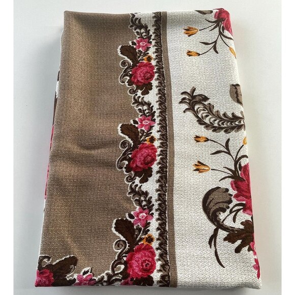 Vintage 70s tablecloth, rectangle, tan, cream, pink flowers, 50" x 73" - Picture 10 of 10